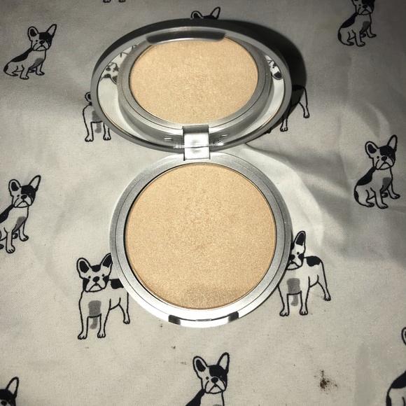 Makeup Bundle! Accepting ANY reasonable offer - Picture 6 of 8